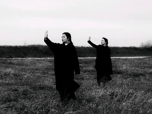 《双生》