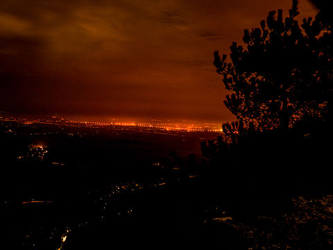 尖峰山夜景。（个人主页-ZMTg1OTg3OTI=） - 风光摄影 - 站酷设计师阳先森原创素材 - 站酷ZCOOL