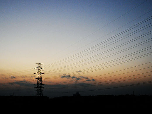 高速天桥看日落