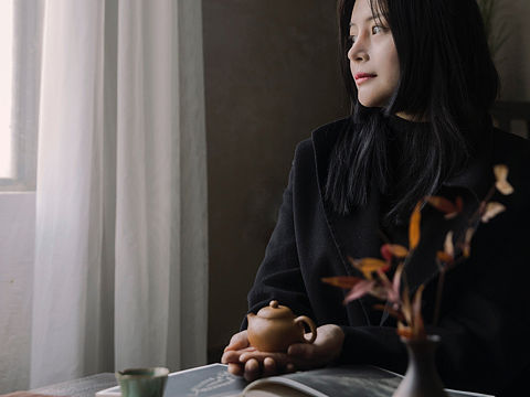 美女喝茶记（个人主页-ZNTgxMjcwNDg=） - 产品摄影 - 站酷设计师帅帅的锅盖头原创素材 - 站酷ZCOOL