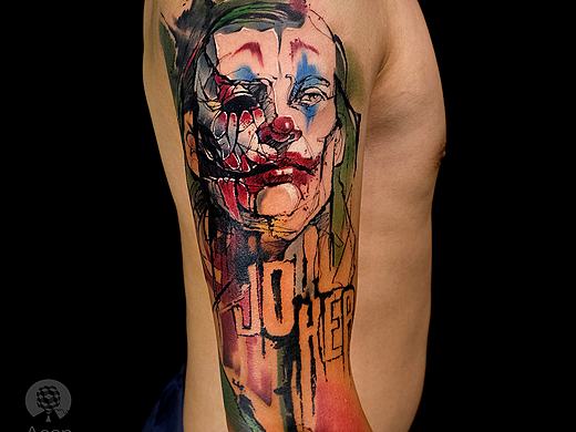 小丑纹身