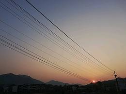 曉看暮色天看云