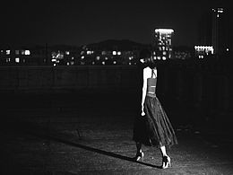 “激情藏在安静的角落  、夜的狂舞一样的迷人