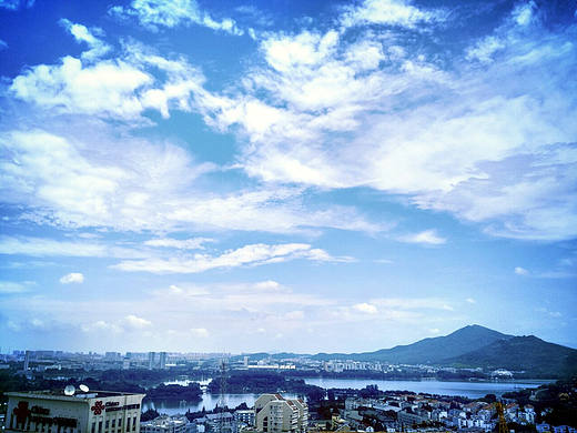 雨过天晴的,大蓝鲸