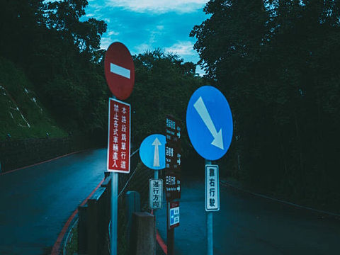 可爱深蓝爱浅蓝