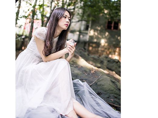 林子里的少女（个人主页-ZMTIzMDI2NjQ=） - 人像摄影 - 站酷设计师西瓜不要太郎原创素材 - 站酷ZCOOL