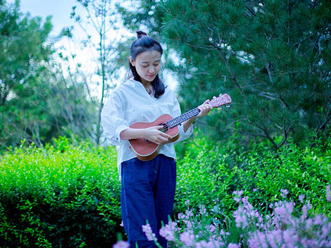 乌克丽丽（个人主页-ZMjEwMzM5NjA=） - 人像摄影 - 站酷设计师何二千原创素材 - 站酷ZCOOL