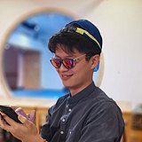 榆树下画的头像