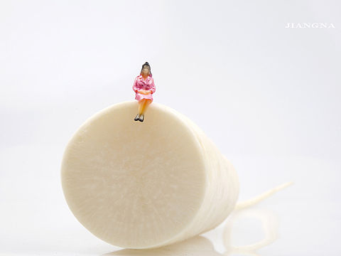 都市食趣-《愛與孤獨》（個人主頁-ZMTg3NDEwNzI=） - 產(chǎn)品攝影 - 站酷設計師蔣小那原創(chuàng)素材 - 站酷ZCOOL