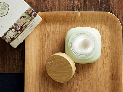 原创作品：2015.06月-百雀羚控油清肌调理水凝霜宝贝页