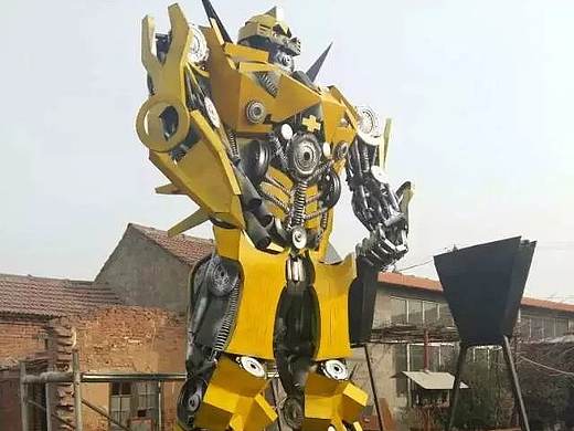 一比一原尺寸变形金刚
