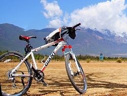 一款騎行APP（個人主頁-ZMTQxNDg0MzY=） - APP界面 - 站酷設(shè)計師Jack__Huang原創(chuàng)素材 - 站酷ZCOOL