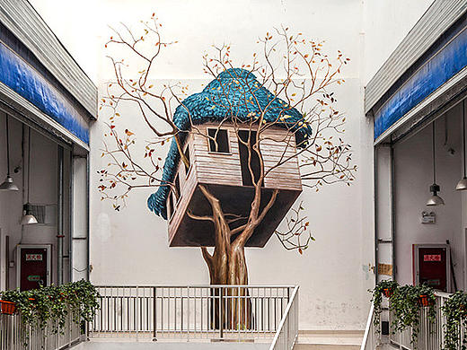 隐形翅膀南京越界梦幻城创意壁画设计——树屋