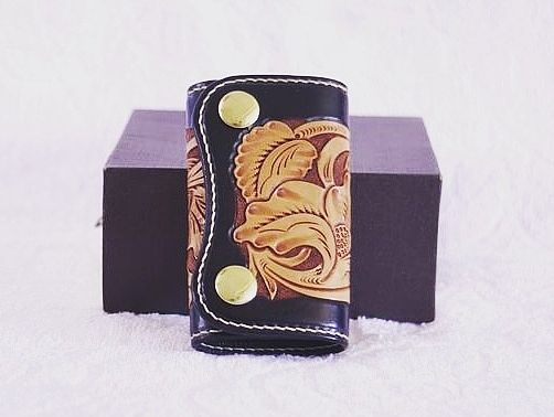 唐草钥匙包（个人主页-ZMTM4OTIxMDQ=） - 工艺品设计 - 站酷设计师鼎针皮艺原创素材 - 站酷ZCOOL