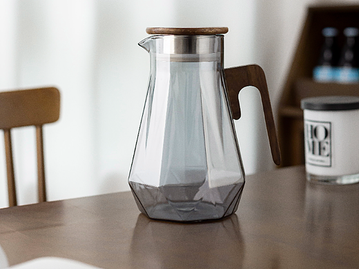 水壶（个人主页-ZNjMyNjU2NjQ=） - 产品摄影 - 站酷设计师Moon1light原创素材 - 站酷ZCOOL