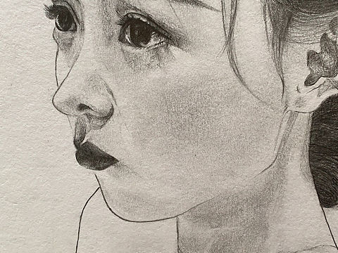 自畫像（個(gè)人主頁(yè)-ZNDI1MzAyODA=） - 繪畫 - 站酷設(shè)計(jì)師ydy206120原創(chuàng)素材 - 站酷ZCOOL