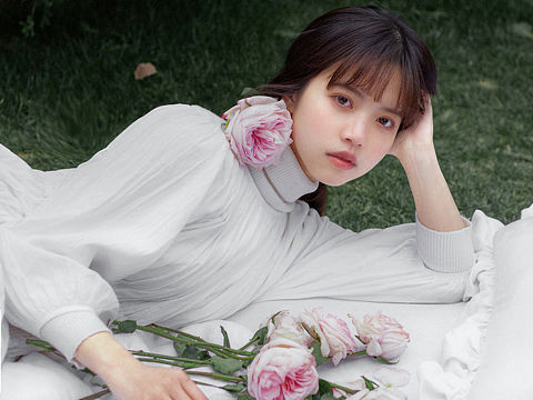 清酒带花，人生三两幸事