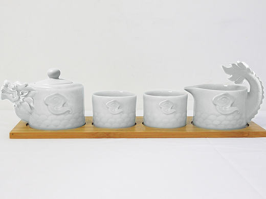 天龙八部创意龙型茶具