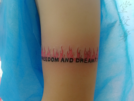 英文字母纹身修改老旧纹身水冶纹身金左堂