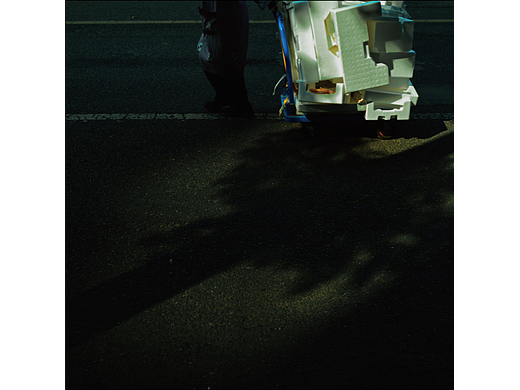 站在太阳下，看太阳-2022.11.8（个人主页-ZNjI3NzI1OTY=） - 人文/纪实摄影 - 站酷设计师山见SHANJIAN原创素材 - 站酷ZCOOL