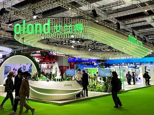 展台设计,展会照片,展览设计，(上千个进博会展台参考01 )图片由【三模网】分享