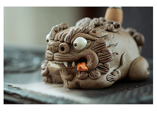 器十二 原创作品 吞云兽