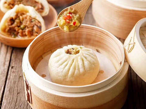 美食摄影/热腾腾香喷喷的包子