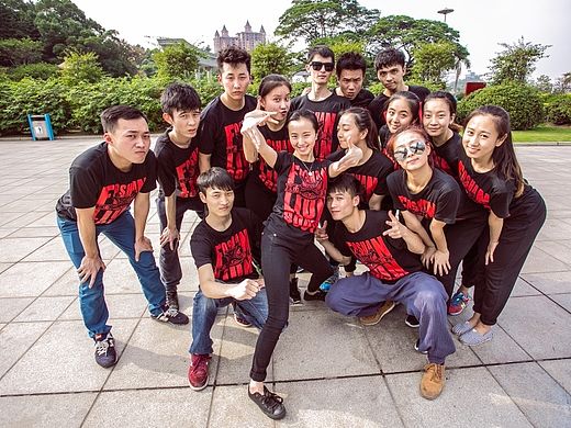 {李拓石}星海-南狮梦团队（个人主页-ZNzUzOTcwNA==） - 人像摄影 - 站酷设计师摄影师Barry原创素材 - 站酷ZCOOL