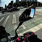 鱼缸里的某某某的头像