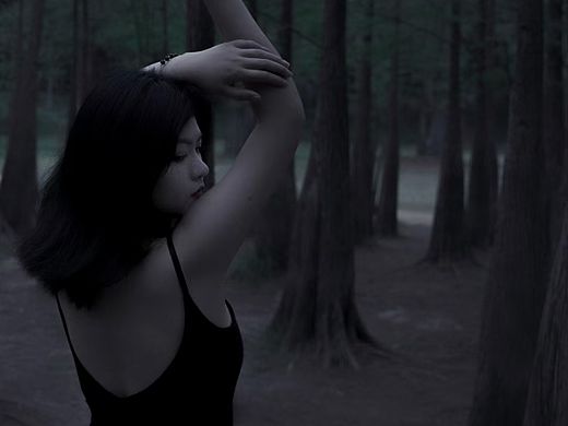 空 | 阴天暗黑系 情绪写真