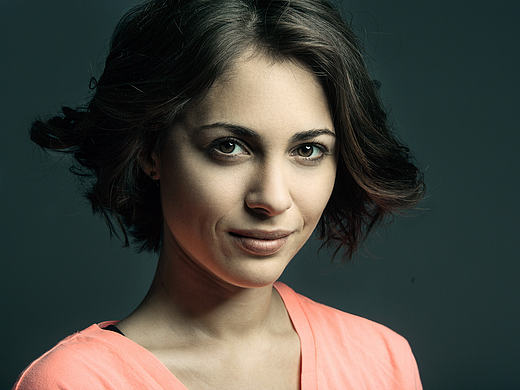 人像后期練習(xí)（個(gè)人主頁(yè)-ZMTQ5MTkwNDA=） - 修圖/后期 - 站酷設(shè)計(jì)師zhouZM原創(chuàng)素材 - 站酷ZCOOL