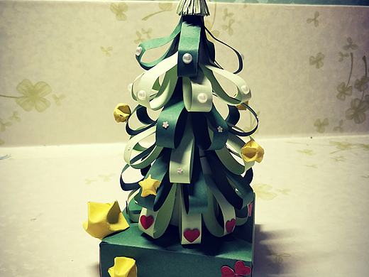 圣诞树，我是纸做的哦（个人主页-ZMjUzMTUyMjQ=） - 工艺品设计 - 站酷设计师王十安原创素材 - 站酷ZCOOL