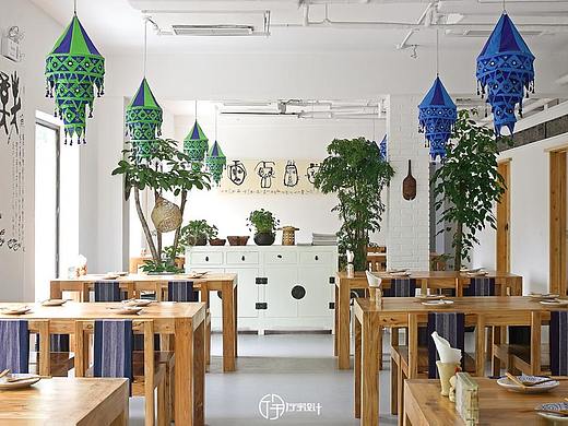民族风主题餐厅《一坐一忘》——厅宇设计出品