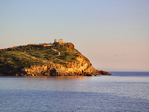 巴塞罗那大教堂与波塞冬神庙日落