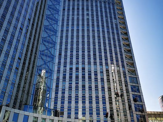 蜘蛛人的高空作业💪