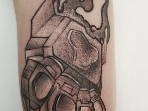 昆明纹身 机械猫爪 废墟刺青