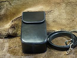 手工制作黑色马臀随身小挎包