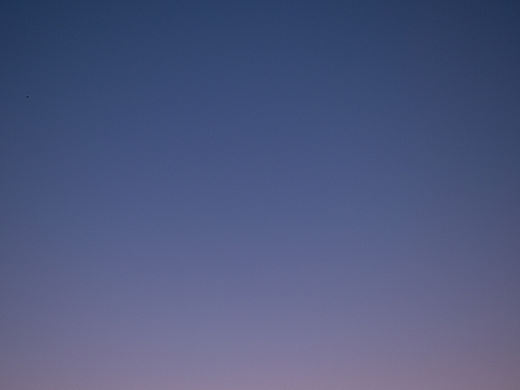 傍晚时分紫蓝色的天极度治愈（个人主页-ZNTA3OTUzOTI=） - 风光摄影 - 站酷设计师Z62703148原创素材 - 站酷ZCOOL