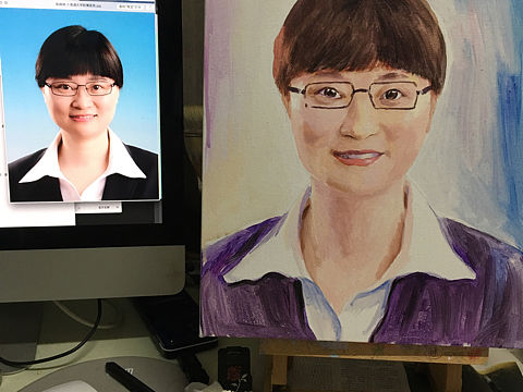 布上彩绘肖像
