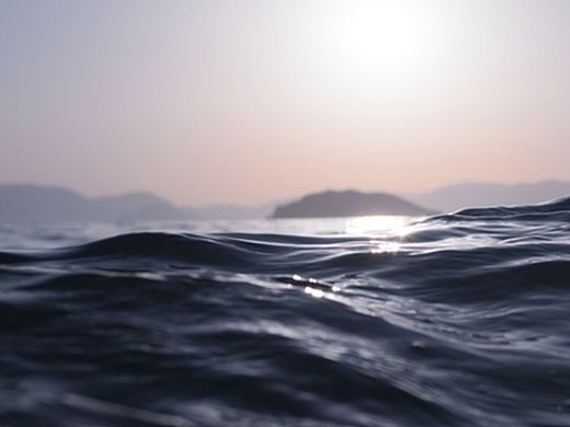 水