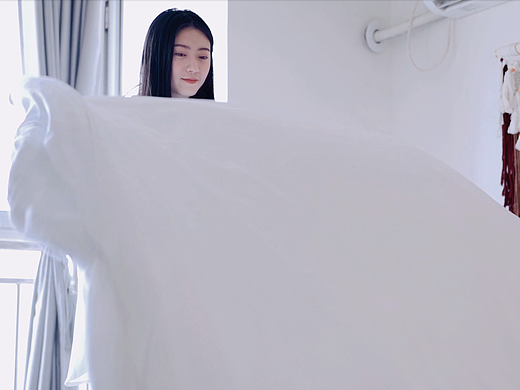 壁挂空调空气净化器