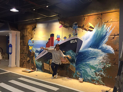 上海成长湾青蛙船长，京美视觉墙绘3D画绘制步骤图