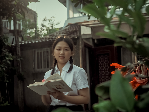 夏日的小提琴（个人主页-ZNTk3MjU5NDA=） - 人像摄影 - 站酷设计师frank_69原创素材 - 站酷ZCOOL