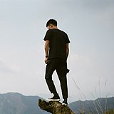 张YI的头像