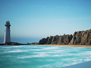 海滩三维场景设计：虚拟线上发布会场景