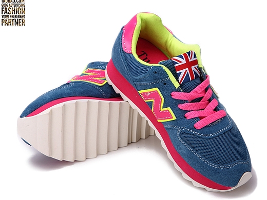 运动鞋休闲鞋拍摄 静物拍摄雪地靴皮鞋球鞋 凉鞋静物摄影网拍服务