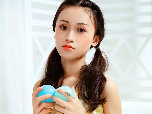 浴缸人像