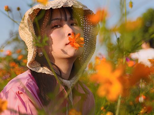 秋天的格桑花太适合拍照了（个人主页-ZNDcxMjE3OTI=） - 人像摄影 - 站酷设计师雨巷呀原创素材 - 站酷ZCOOL