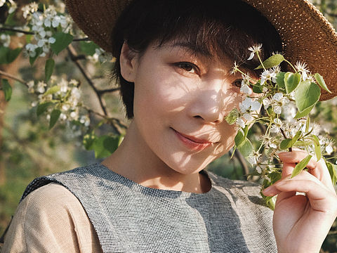 想把各種花花都拍下（個人主頁-ZNDM3MDk1MDA=） - 人像攝影 - 站酷設(shè)計師kouna拍拍原創(chuàng)素材 - 站酷ZCOOL