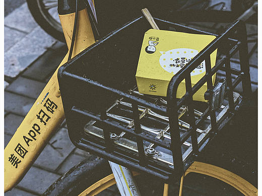 上海街拍（个人主页-ZNTMxNjE5MzY=） - 人文/纪实摄影 - 站酷设计师摄影师凌风原创素材 - 站酷ZCOOL